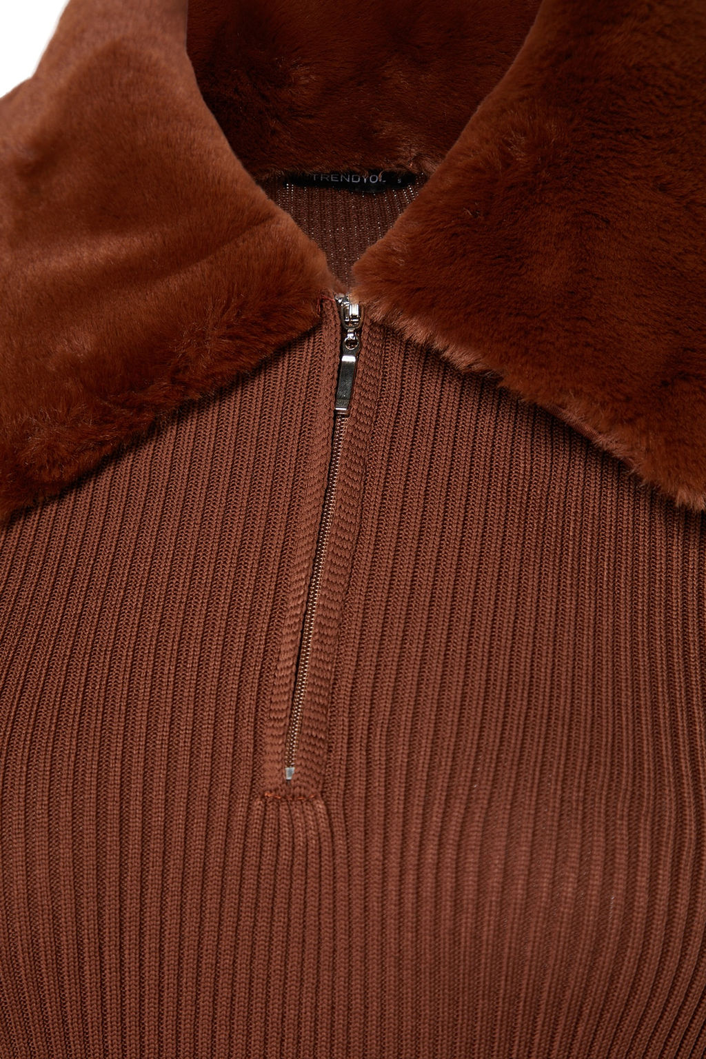 TRENDYOLMILLA Siyah Mini Triko Suni Kurk Detayl? Elbise TWOAW24EL00022 фото 16