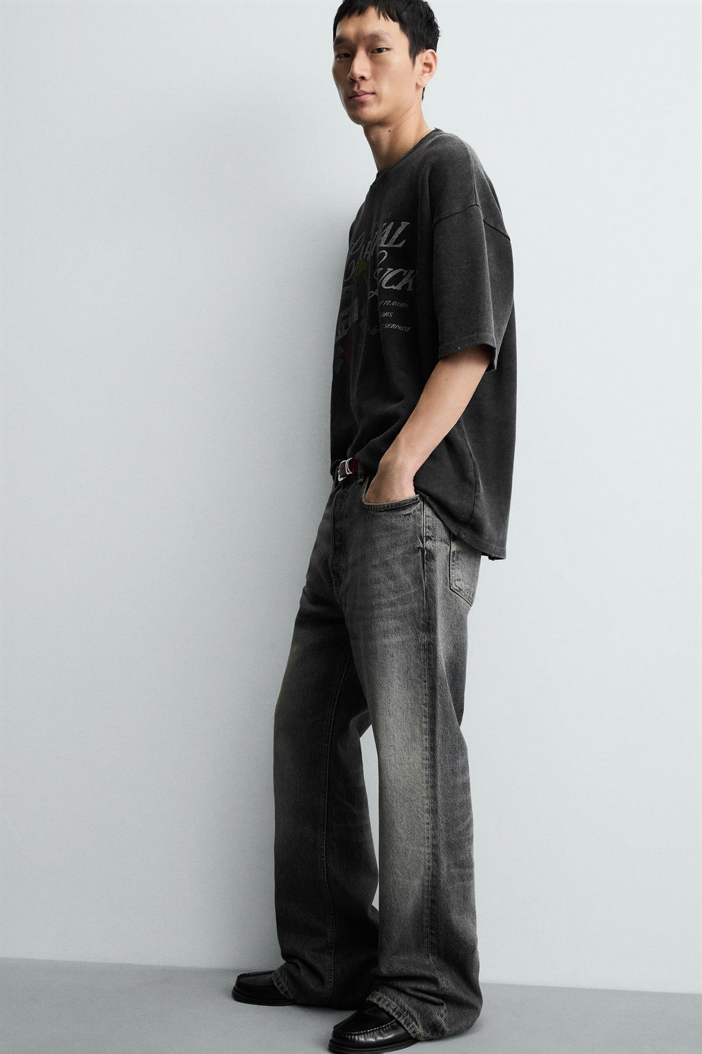 CONTRAST PRINT SWEATSHIRT - Zara фото 6