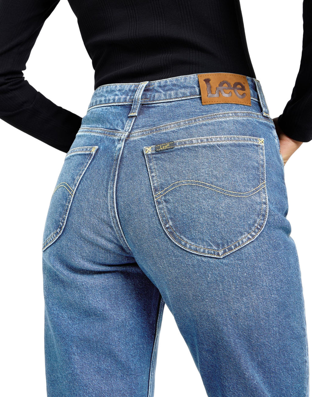 Джинсы женские