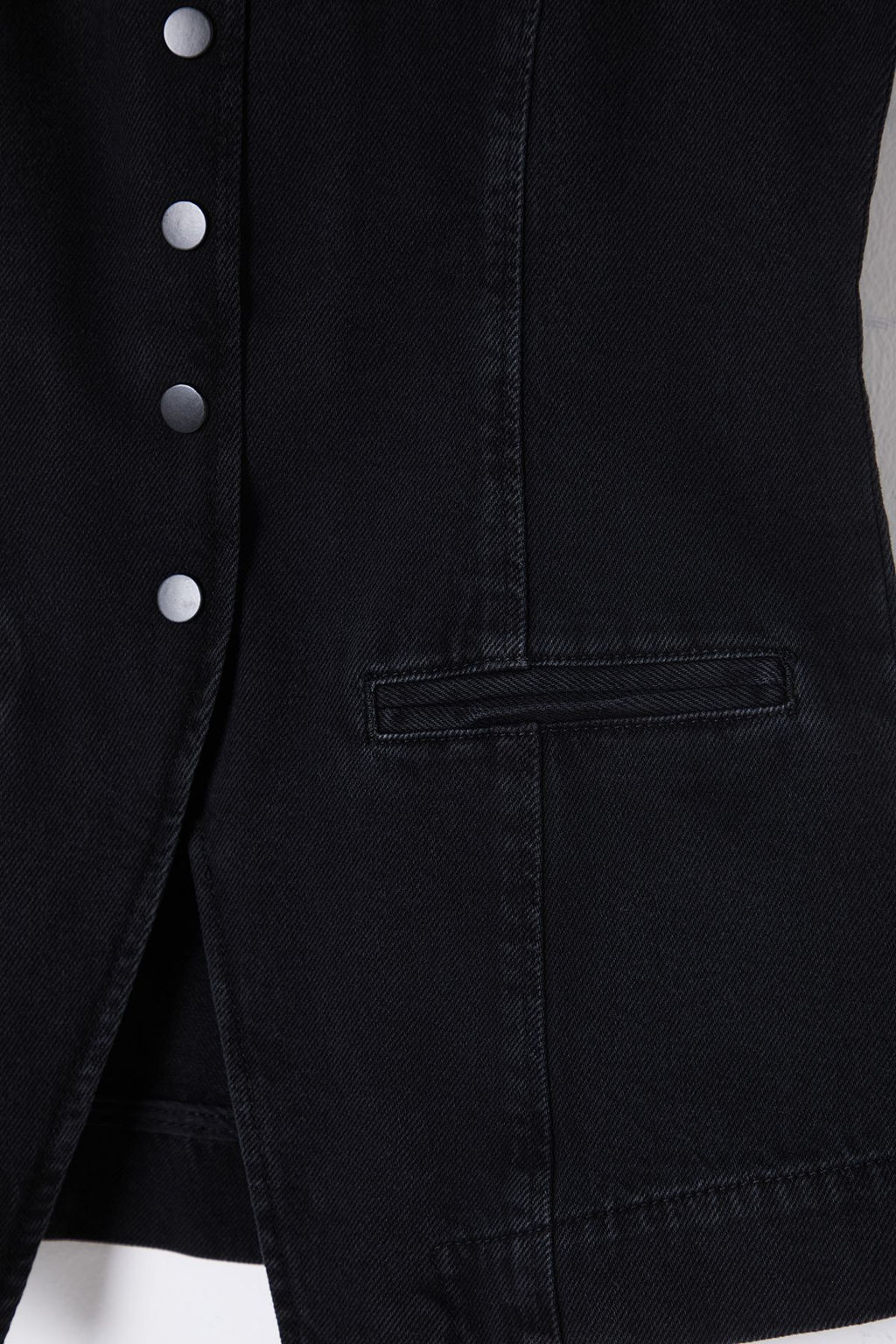 Trendyolmilla Siyah Dikis Detayl? Arkas? Kemer Tokal? Fitted/Vucuda Oturan Denim Yelek TWOSS25YE00022  фото 9