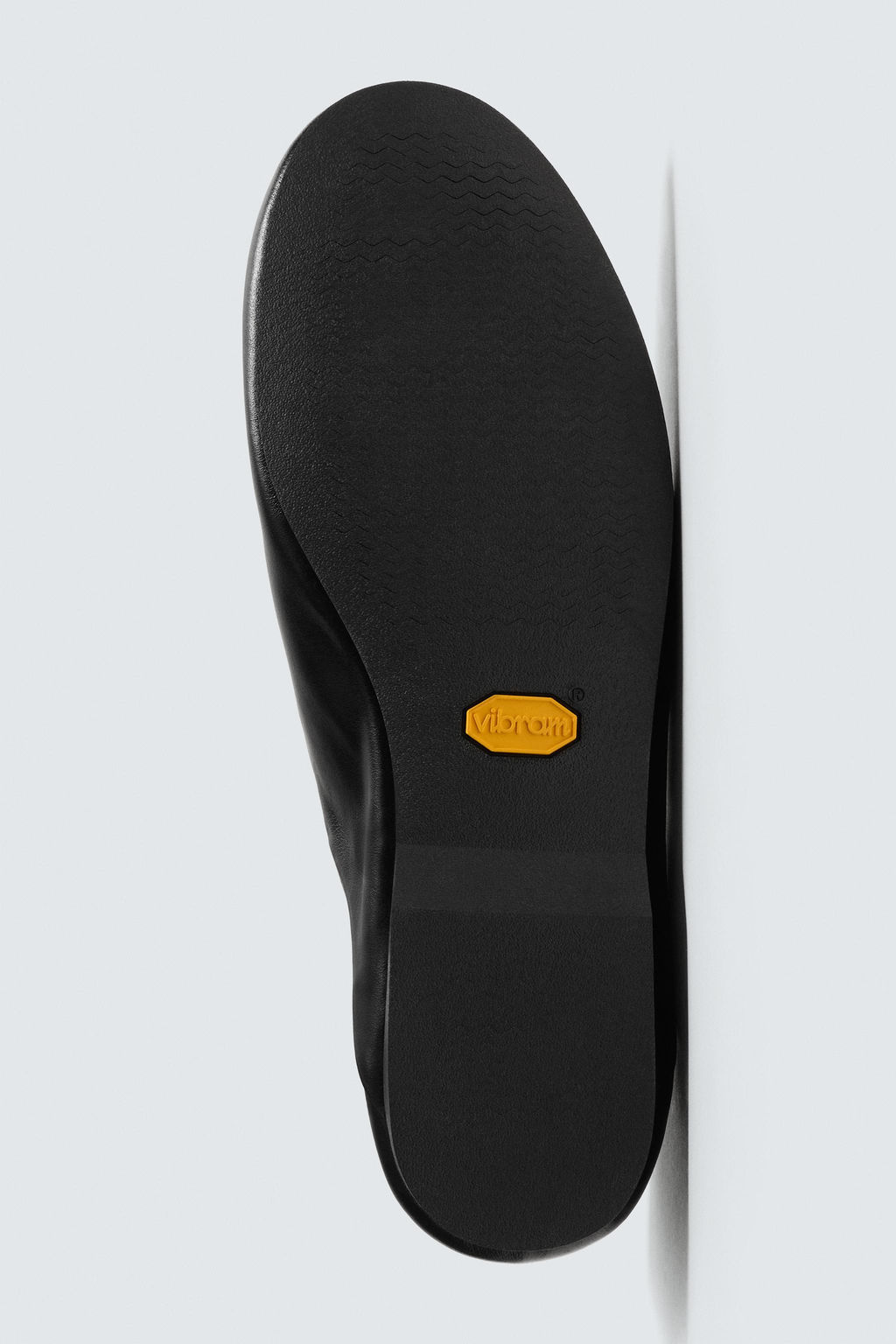 LEATHER SHOES VIBRAM® SOLE AARON LEVINE X ZARA