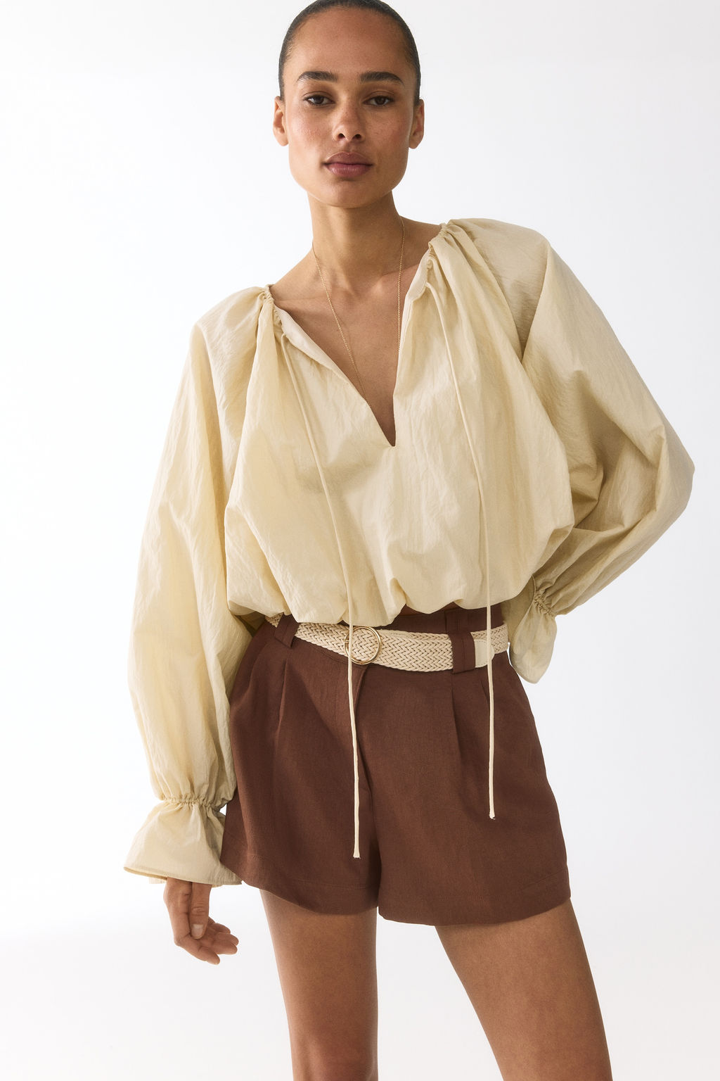 Pantal?n corto sastre con cintur?n - H&m фото 3