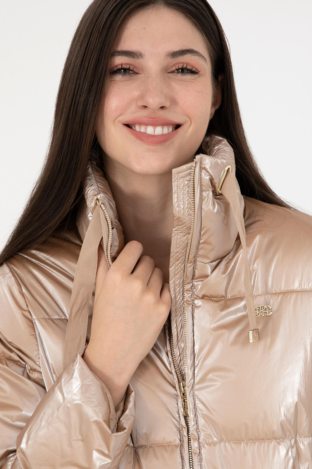 Женское пальто светло-коричневого цвета Неожиданная скидка в корзине