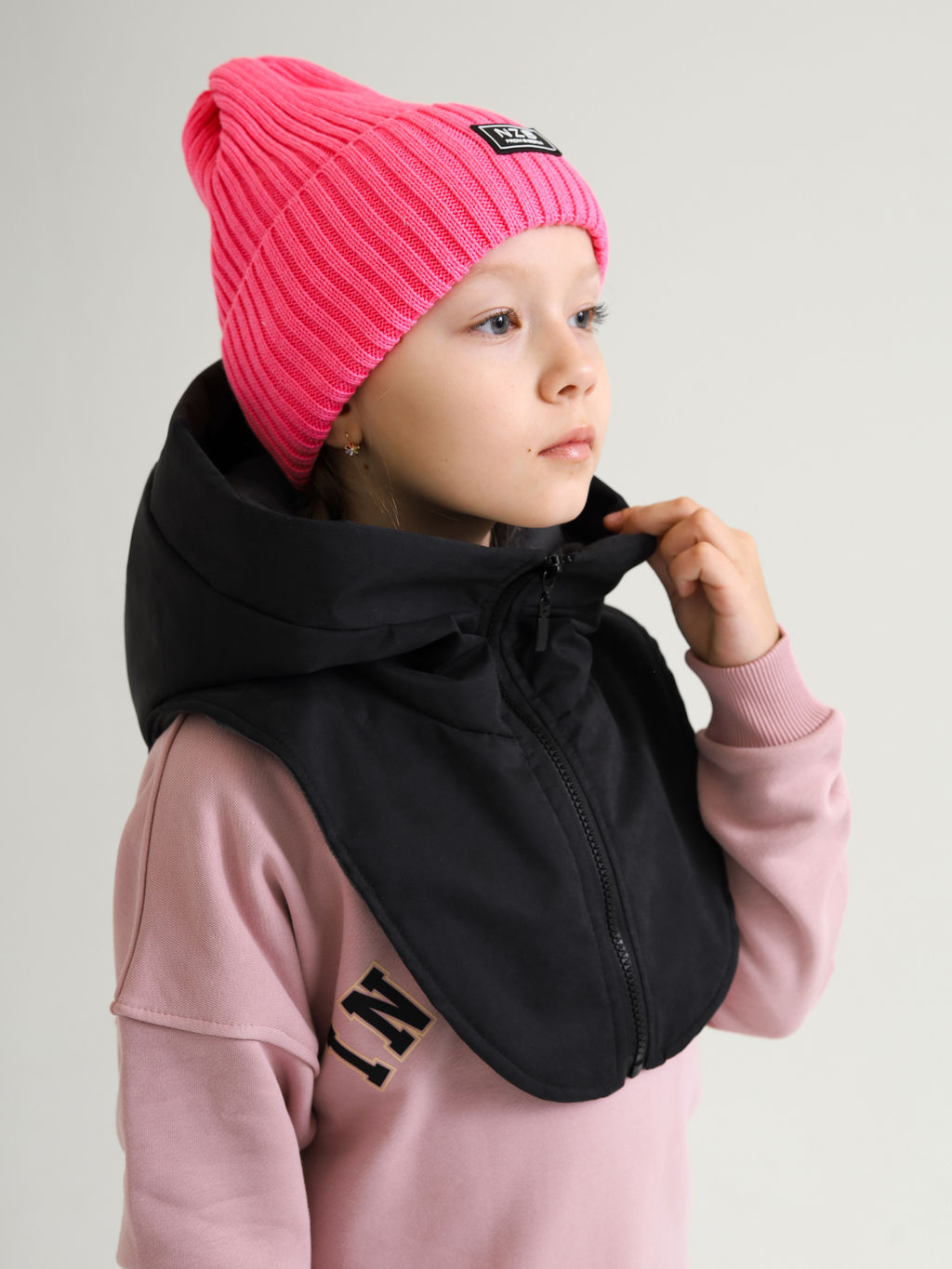 Капюшон VELUR, черный