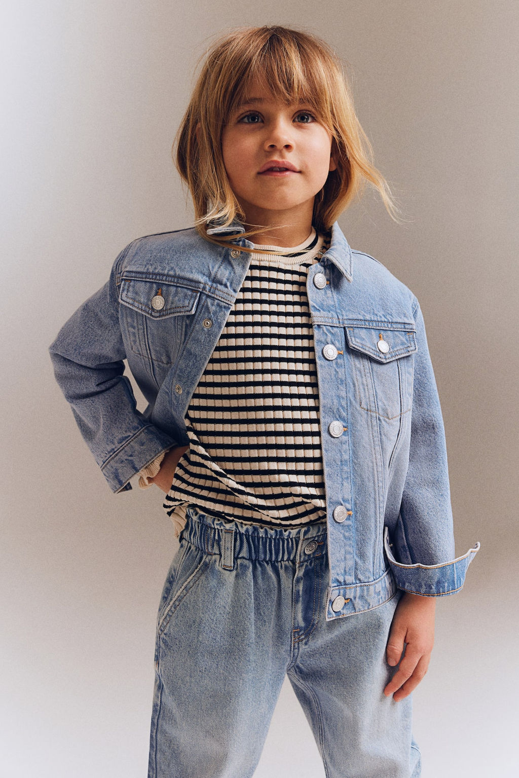 Vaquero paper bag de corte relajado - H&m фото 3