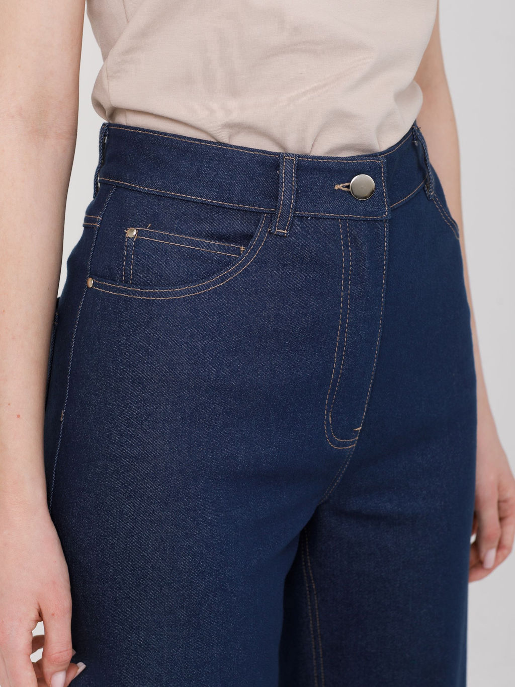 Джинсы прямые