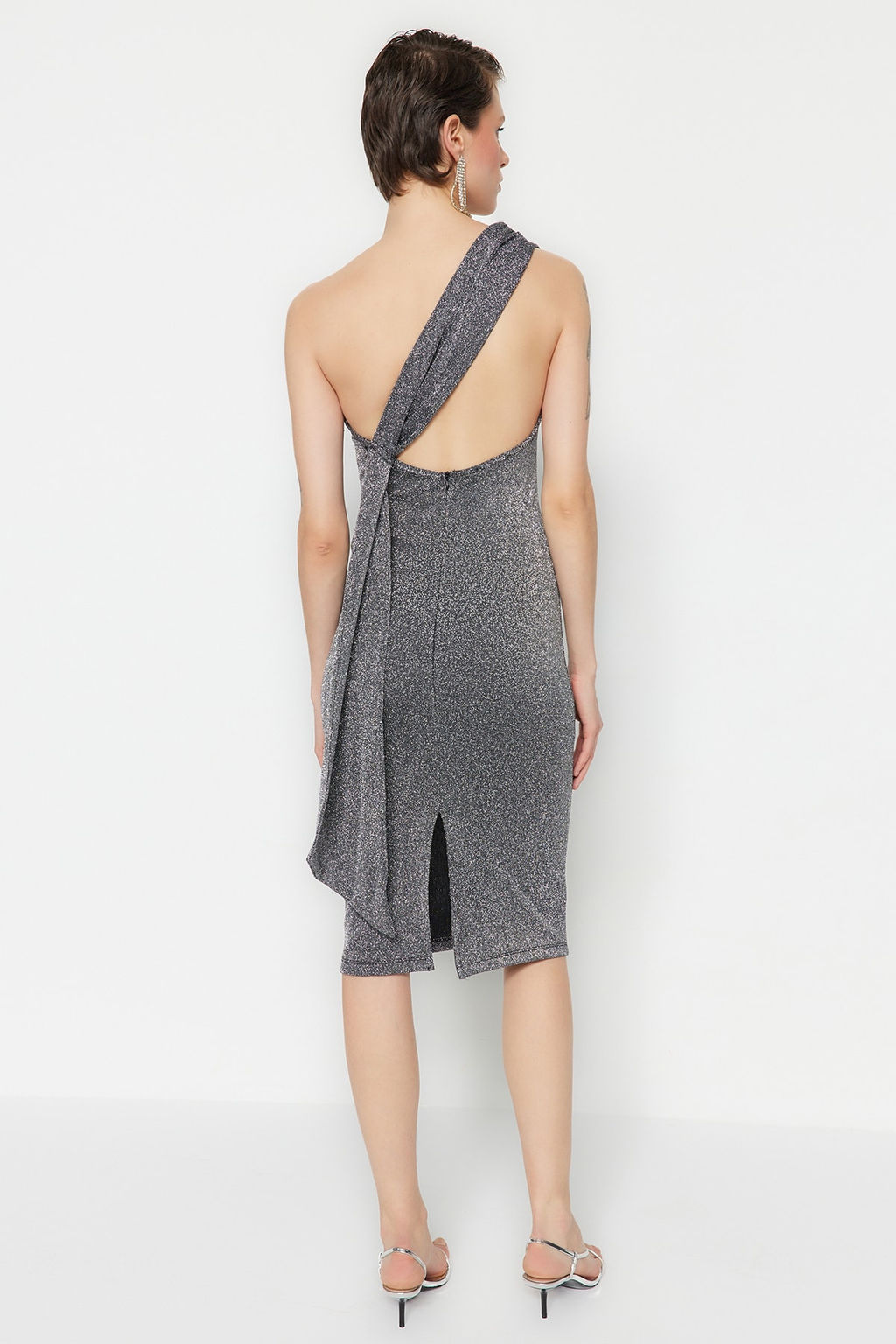 Antrasit Vucuda Oturan Orme Par?lt?l? S?k Abiye Elbise TPRSS23EL00480 - Trendyolmilla фото 6