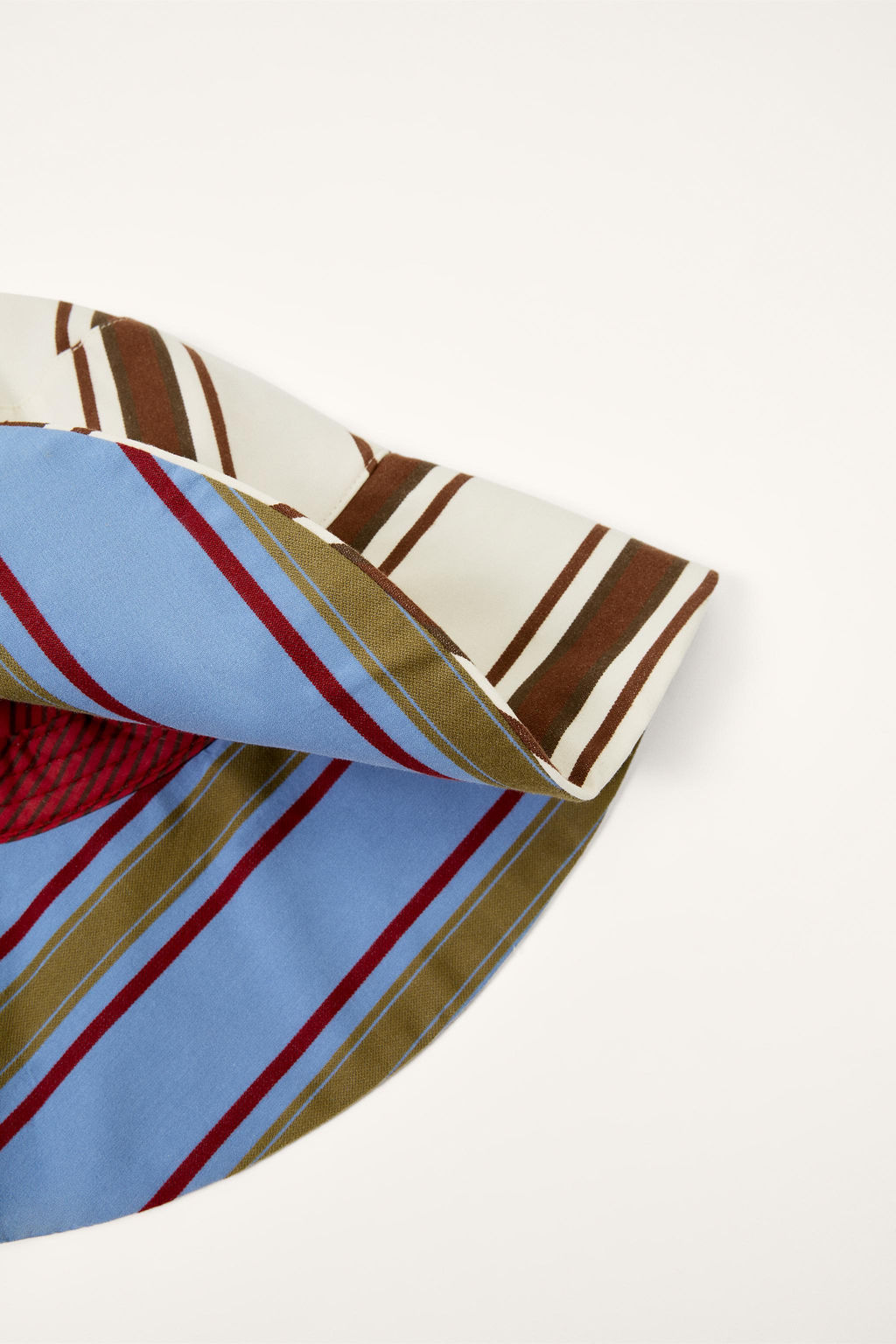 LIMITED EDITION STRIPED REVERSIBLE BUCKET HAT - Zara фото 16