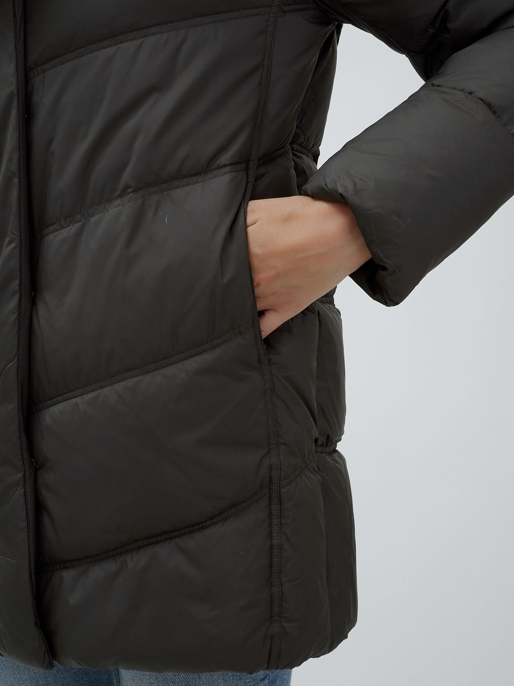 с МЕХОМ ПЕСЕЦ ПРЕМИУМ класса Полупальто зимние темно-коричневого цвета - Mtforce фото 18