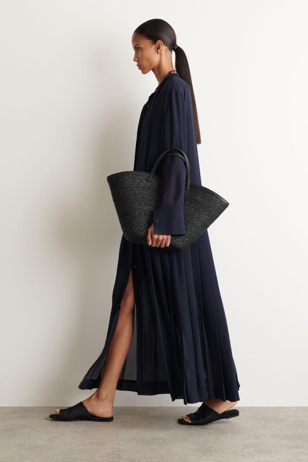 VESTIDO CAMISERO MIDI PLISADO CON LAZO - H&m фото 3