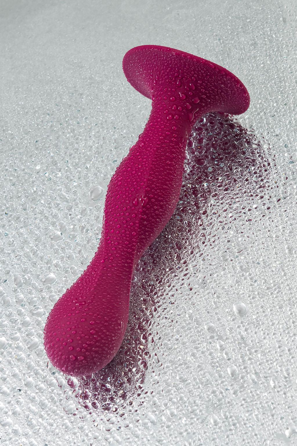 Фаллоимитатор Satisfyer Double Ball-R, силикон, красный, 18 см  фото 13