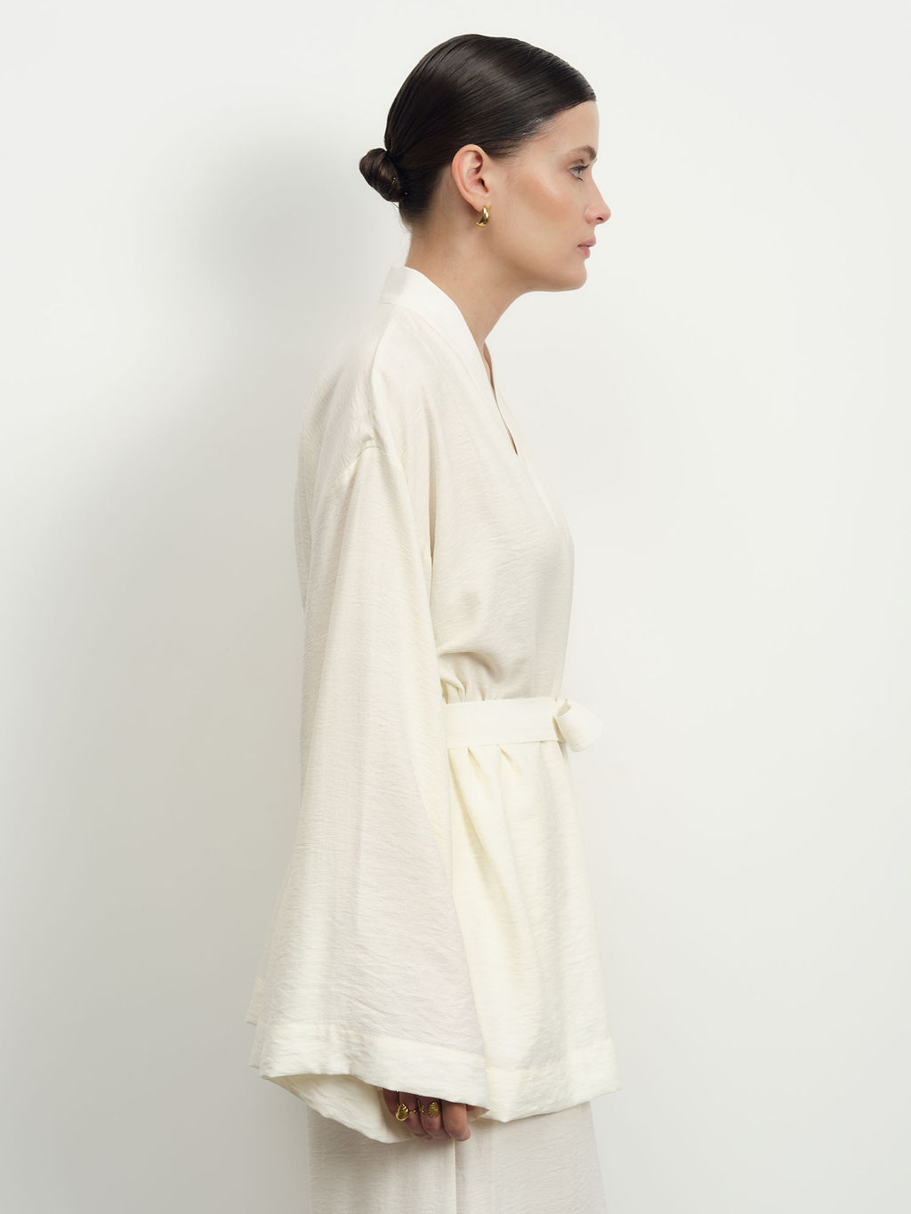 Жакет-кимоно из вискозы 42367 молочный