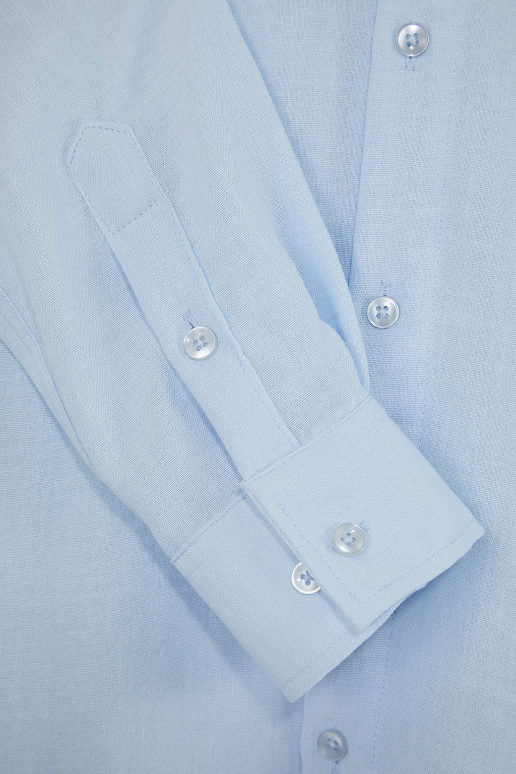 Ac?k Mavi Regular Erkek Gomlek TMNSS26GO00008