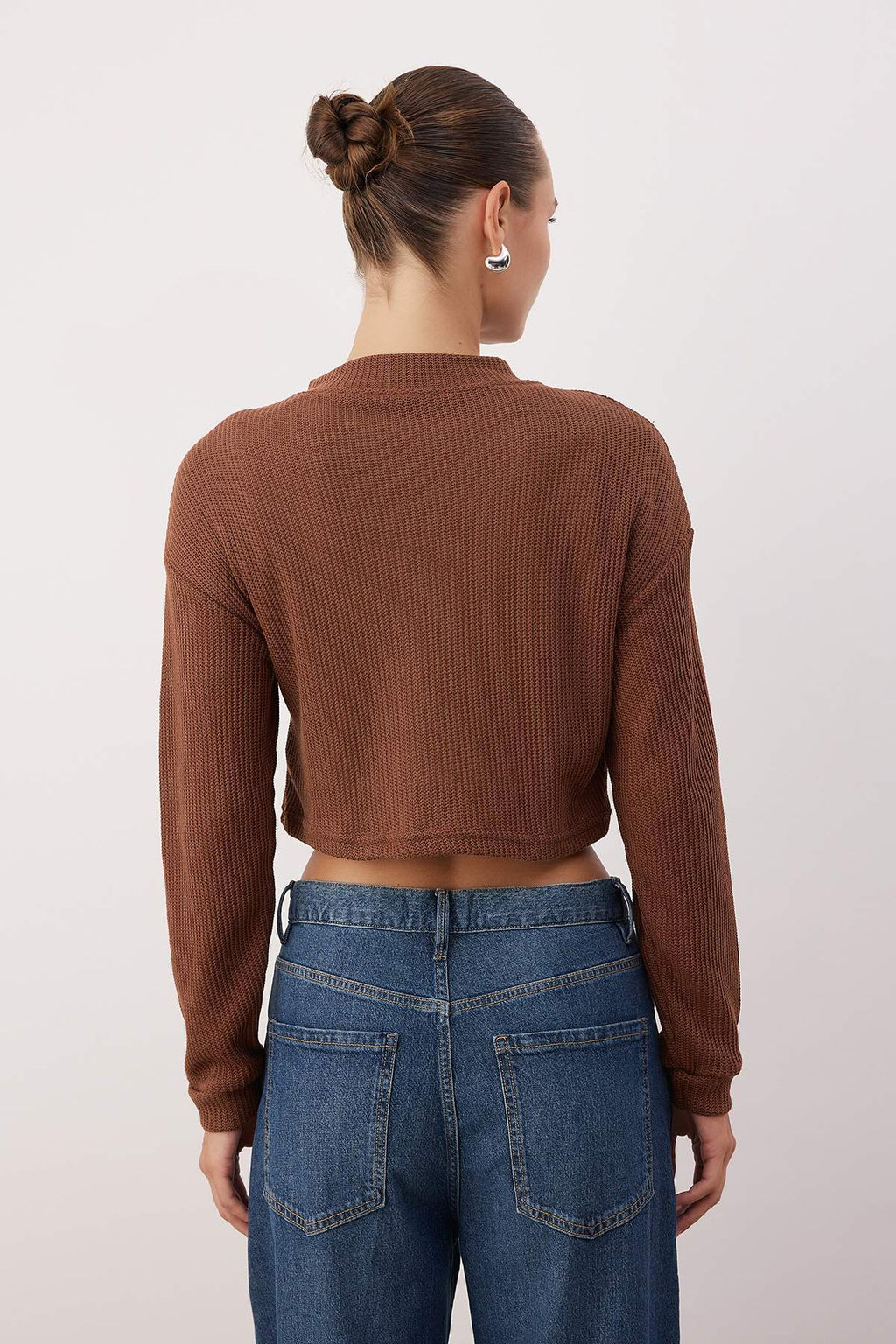 Kahverengi Fermuarl? Yaka Cep Detayl? Regular/Normal Kal?p Crop/K?sa Ceket TWOAW25CE00011