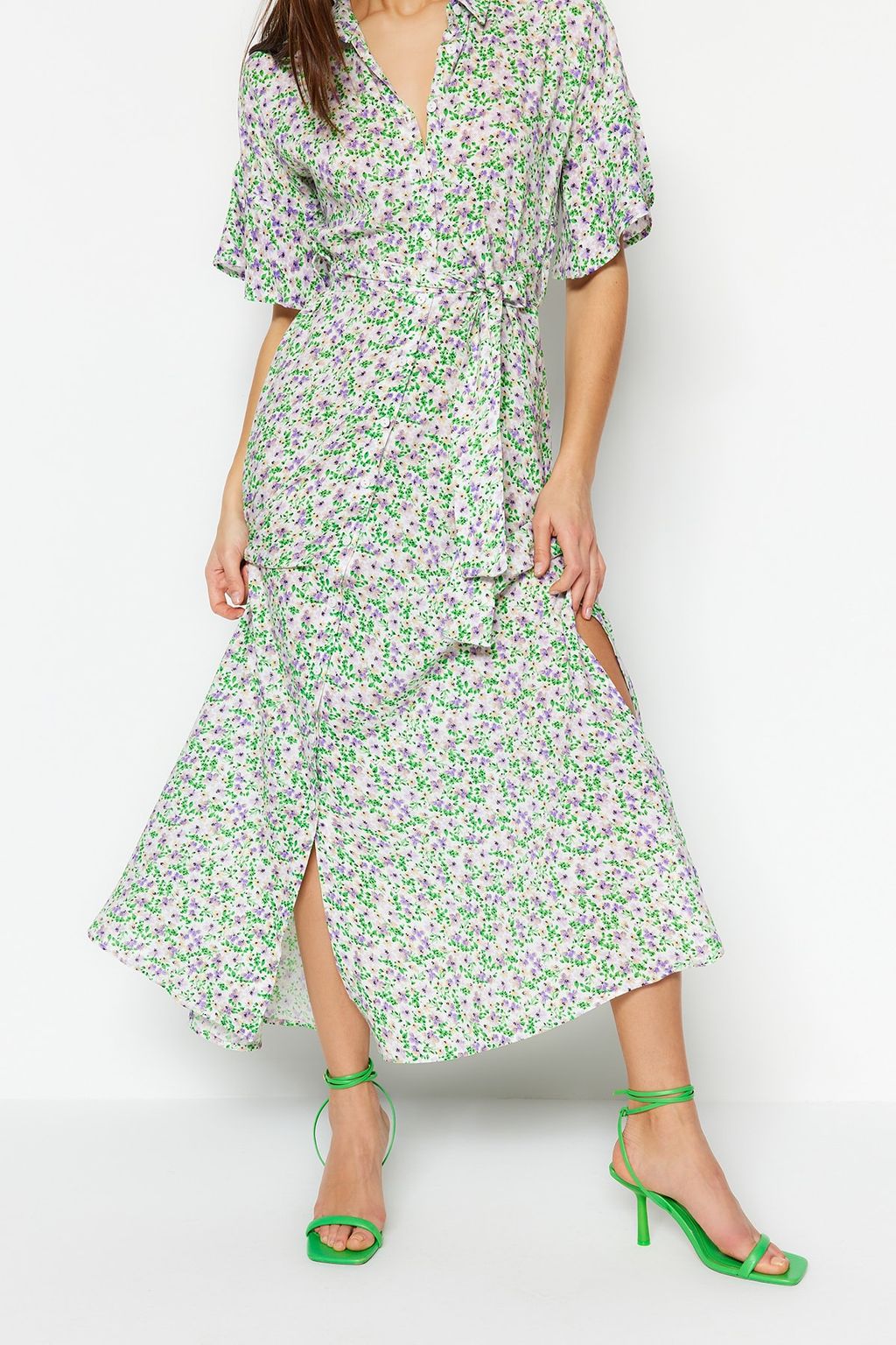 Mor Kusakl? Cicek Desenli Maxi Viskon Dokuma Gomlek Elbise TWOSS19EL0094