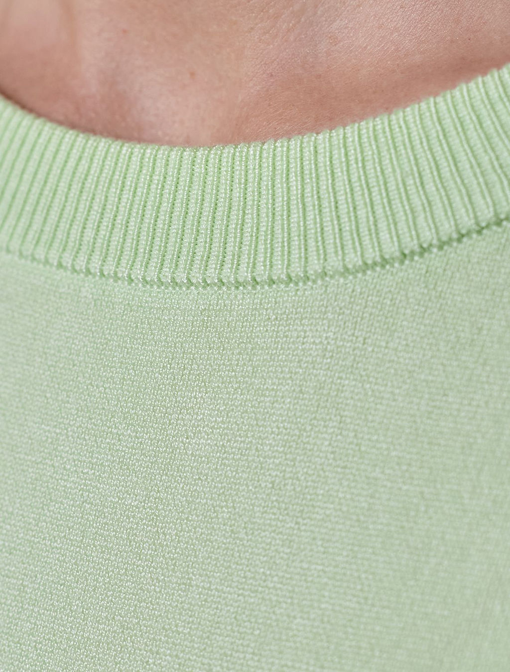 Свободный джемпер с рукавом 3/4 тонкой вязки из вискозы