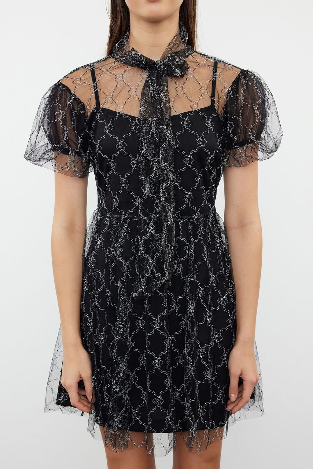 Siyah A-Kesim Dokuma Tul K?sa Elbise TPRSS24EL00249 - Trendyolmilla фото 3