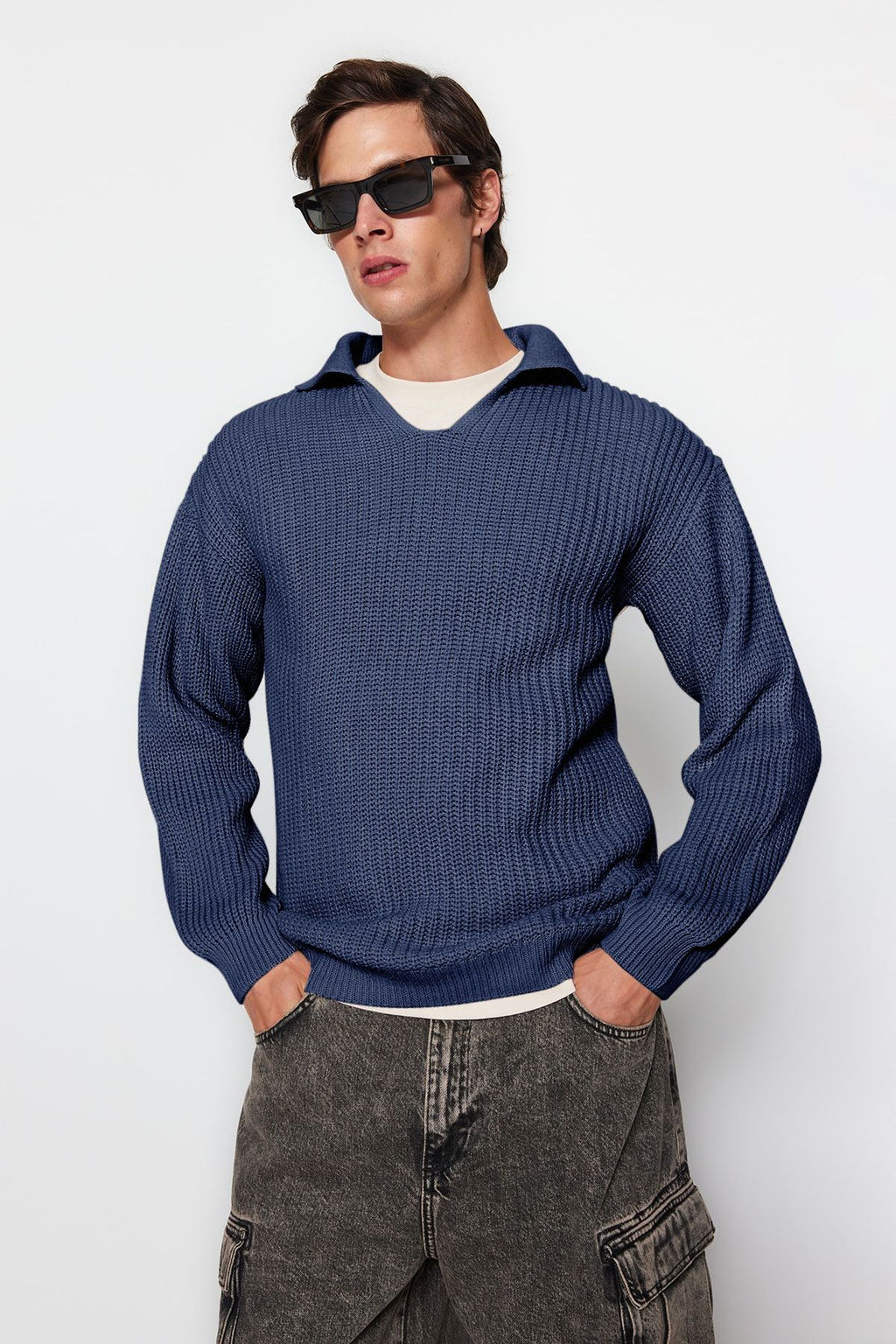 TRENDYOL MAN Indigo Casual Unisex Regular Fit Polo Yaka Tuylenmeyen Triko Kazak TMNAW24KZ00008 - Trendyolmilla фото 3