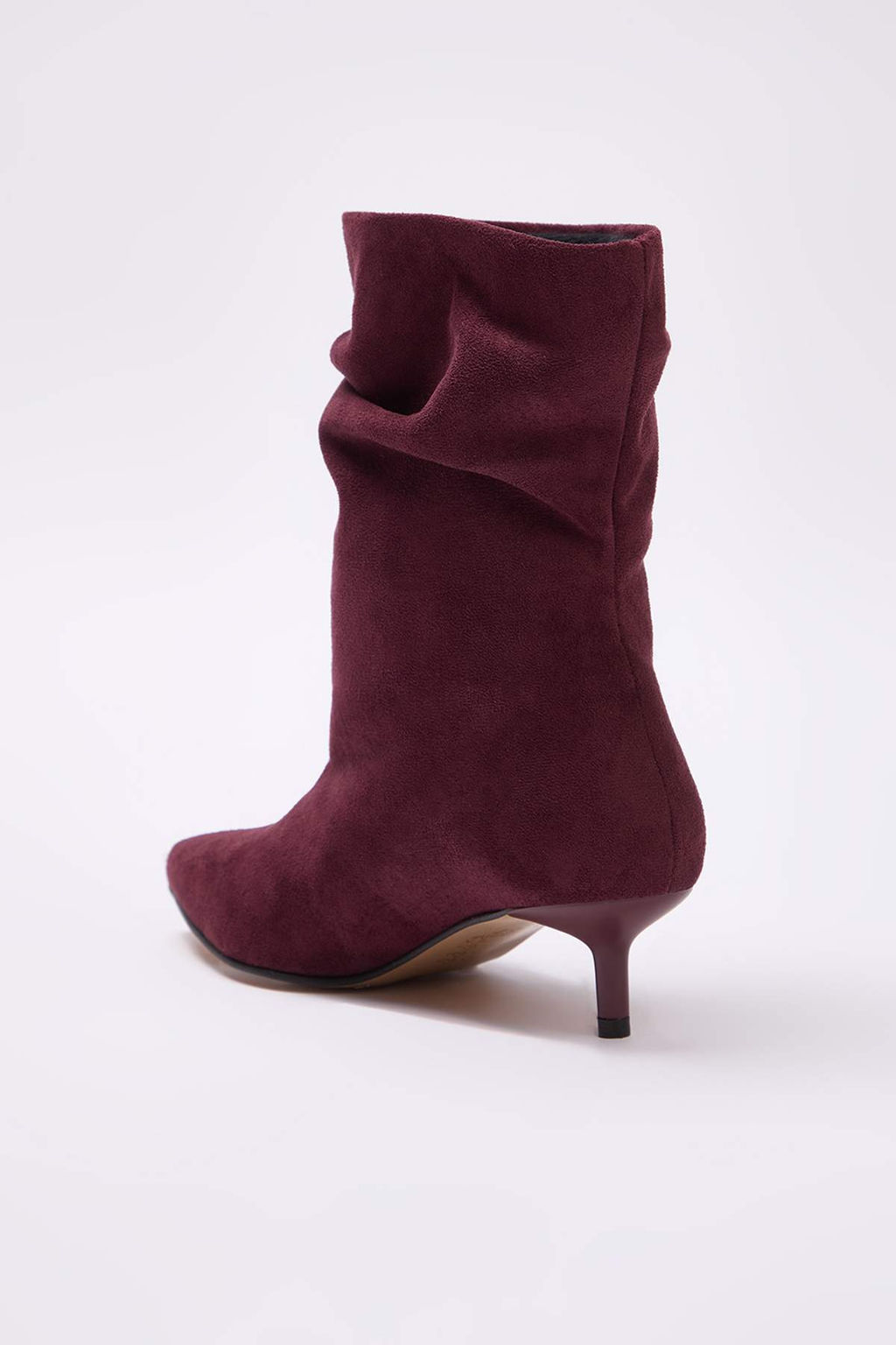 Siyah Suet Sivri Burun Kad?n Kitten Topuklu Yar?m Bot TAKAW26BO00088 - Trendyolmilla фото 8