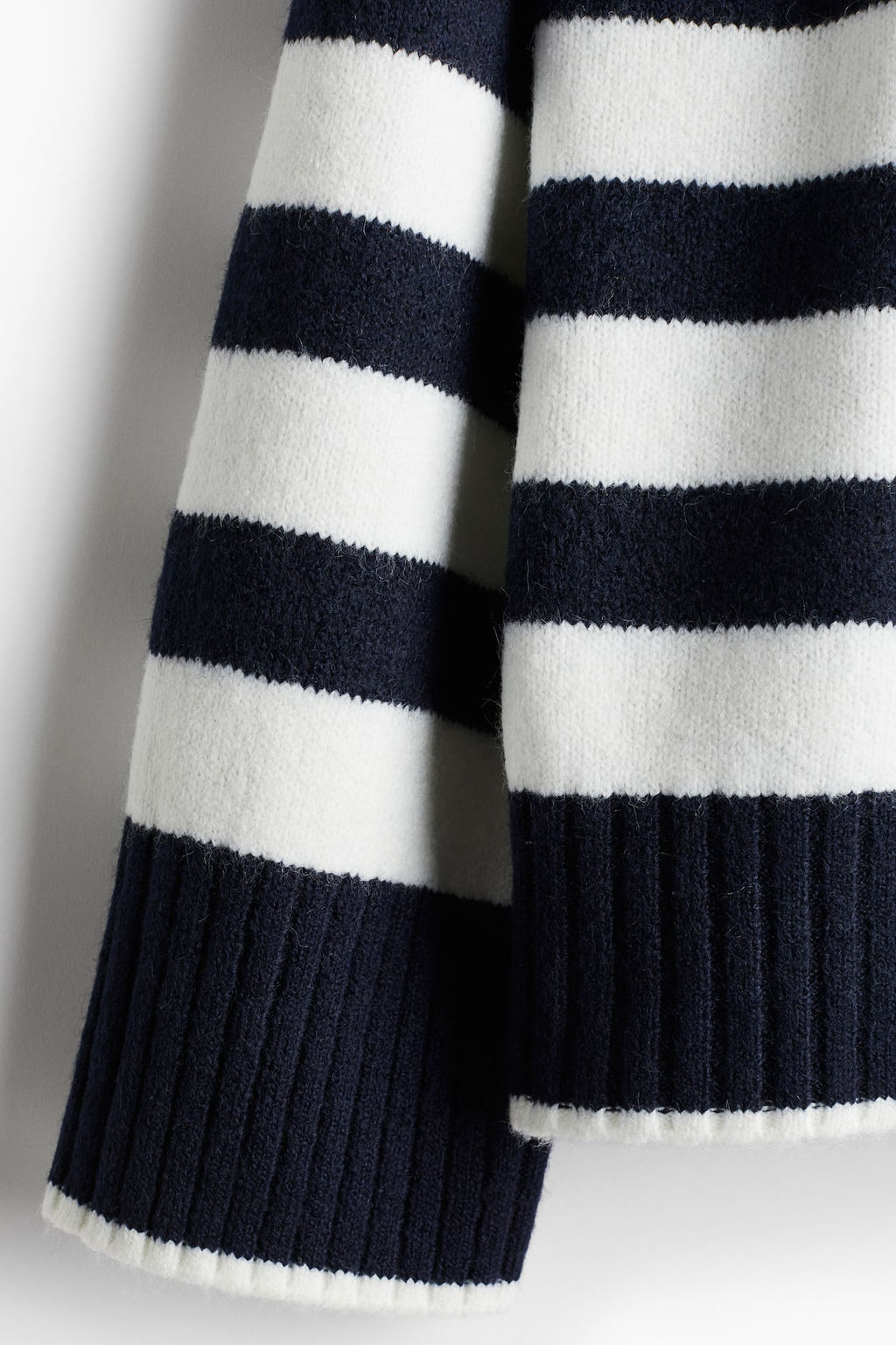 Jersey de punto fino con cuello perkins - H&m фото 6