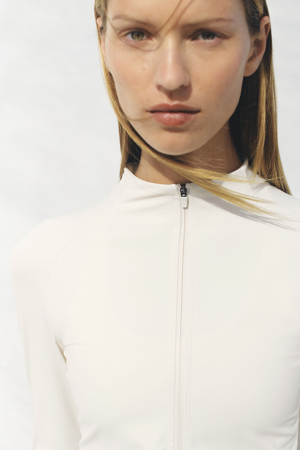 Chaqueta de deporte con SculptMove - H&m фото 10