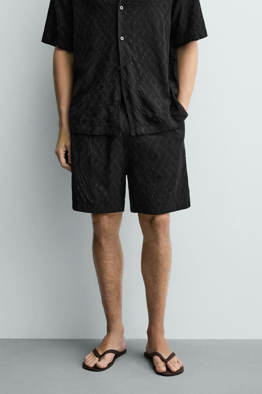 BERMUDA JACQUARD GEOM?TRICO / Negro - Zara фото 10