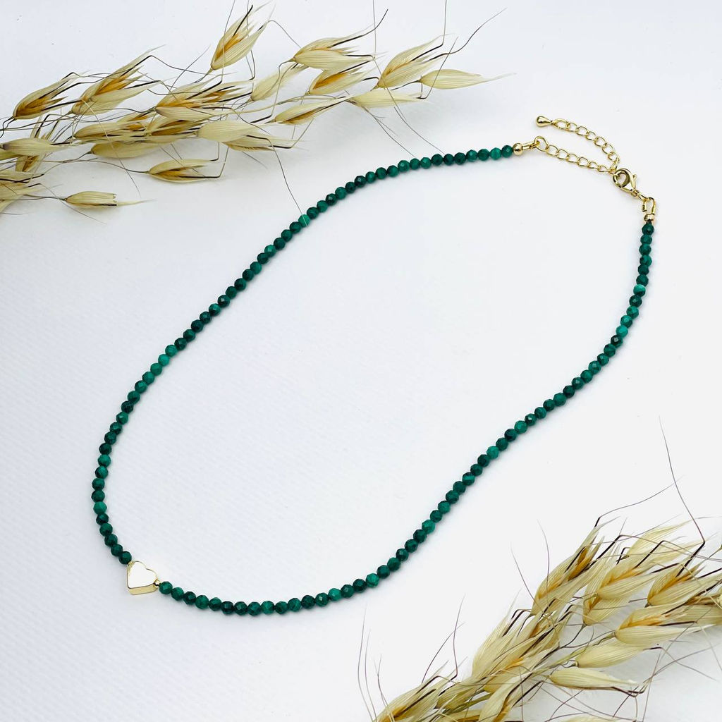 Бусы из Малахита со вставкой "Сердце" 40 см +