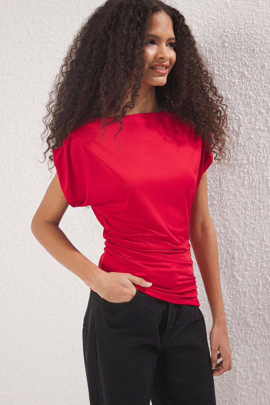 Trendyolmilla Siyah Drapeli Vatkal? Fitted/Vucuda Oturan C?tc?tl? Esnek Orme Bluz TWOSS25BZ00174  фото 12