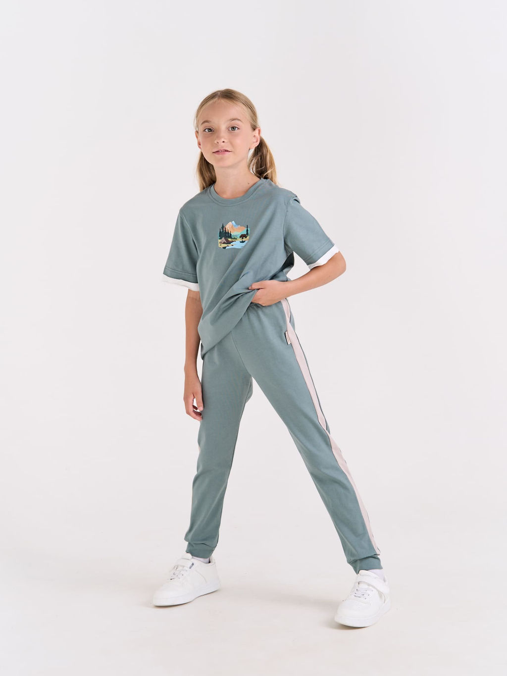 Футболка с контрастной отделкой Полынь с принтом 7+ - Bungly фото 4