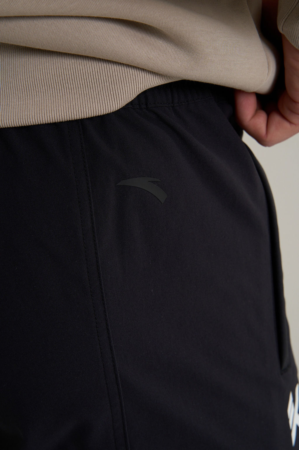 Брюки текстильные Черный KT Woven Casual Pants - Anta фото 7