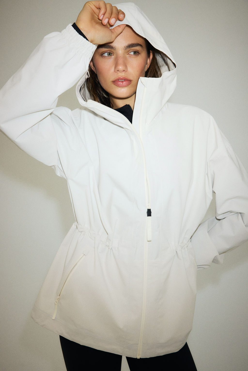 Chubasquero con StormMove - H&m фото 11