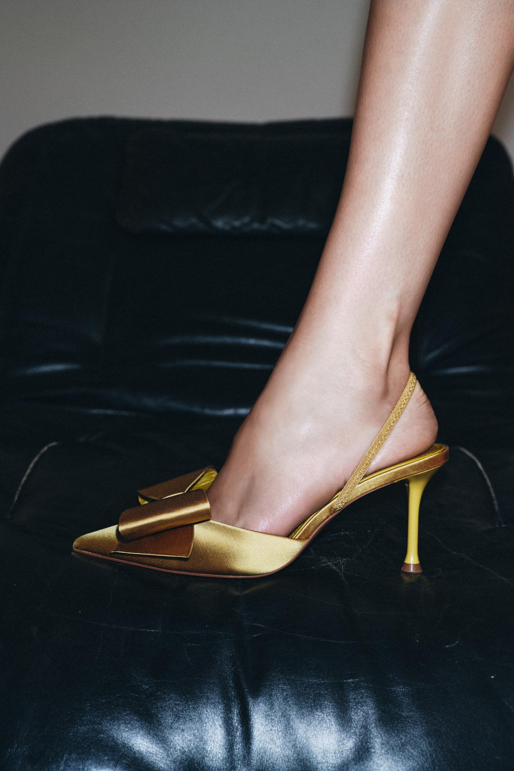 SATIN-EFFECT SLINGBACK SHOES - Zara фото 6