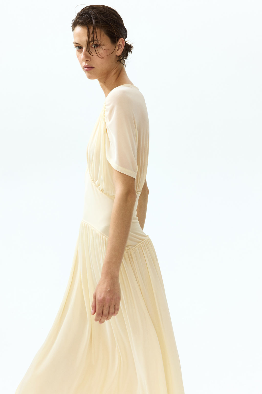 Vestido midi en punto vaporoso - H&m фото 6