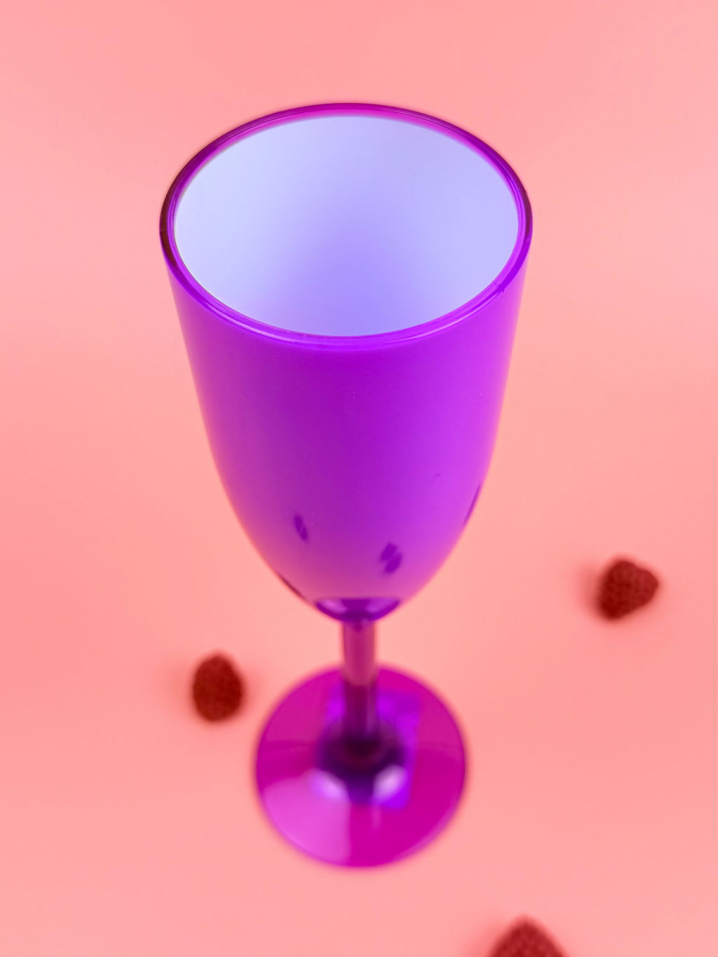 Цена за 2 шт. Фужер для шампанского 180мл пластиковый (цвет микс) OLS-179-4