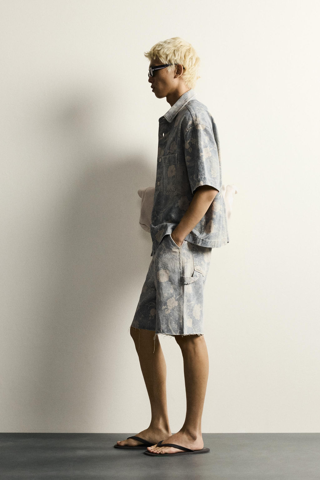 BERMUDA RELAXED FIT ESTAMPADO FLORAL LAVADO / 025 - Zara фото 4