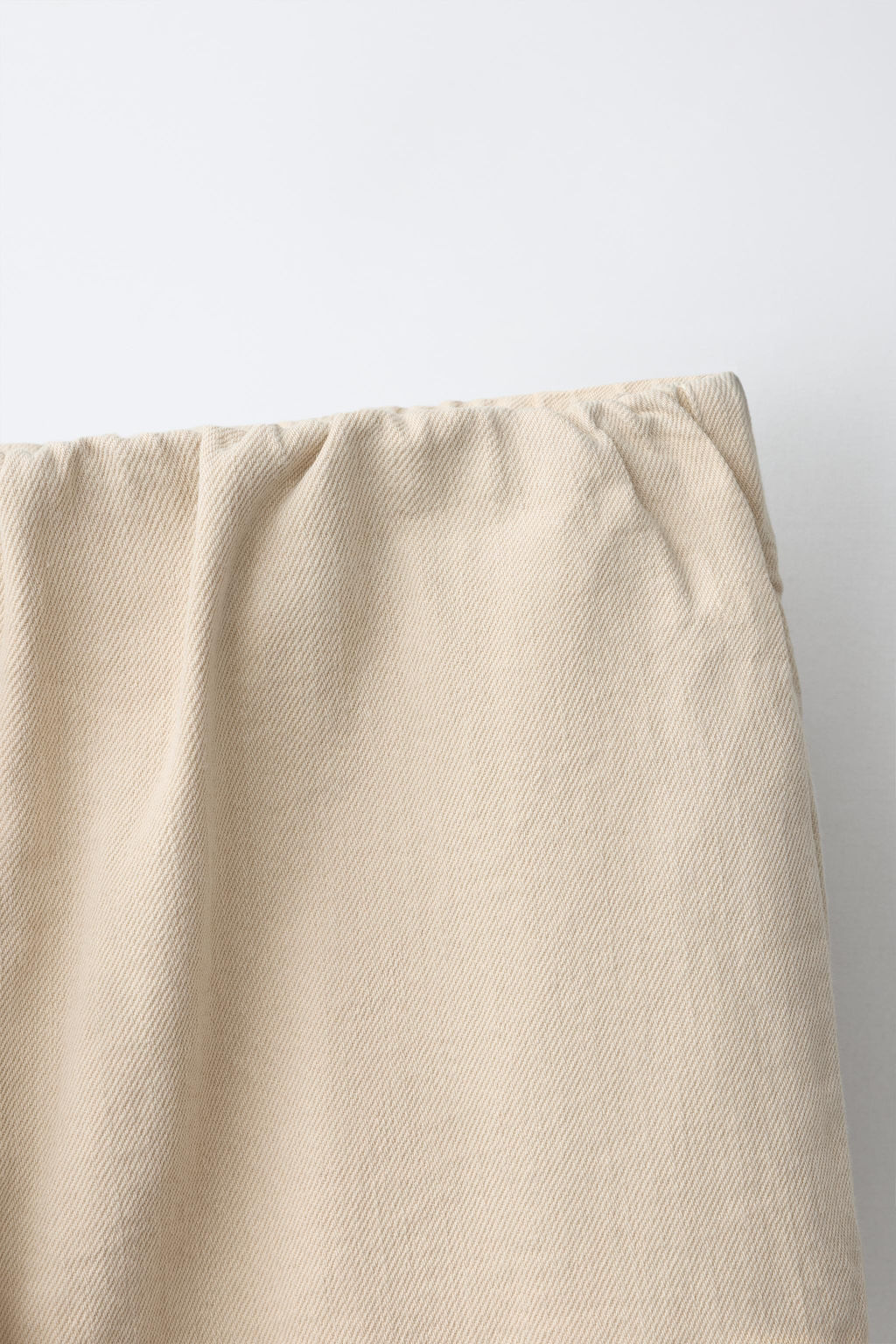 PANTAL?N BAGGY / Beige