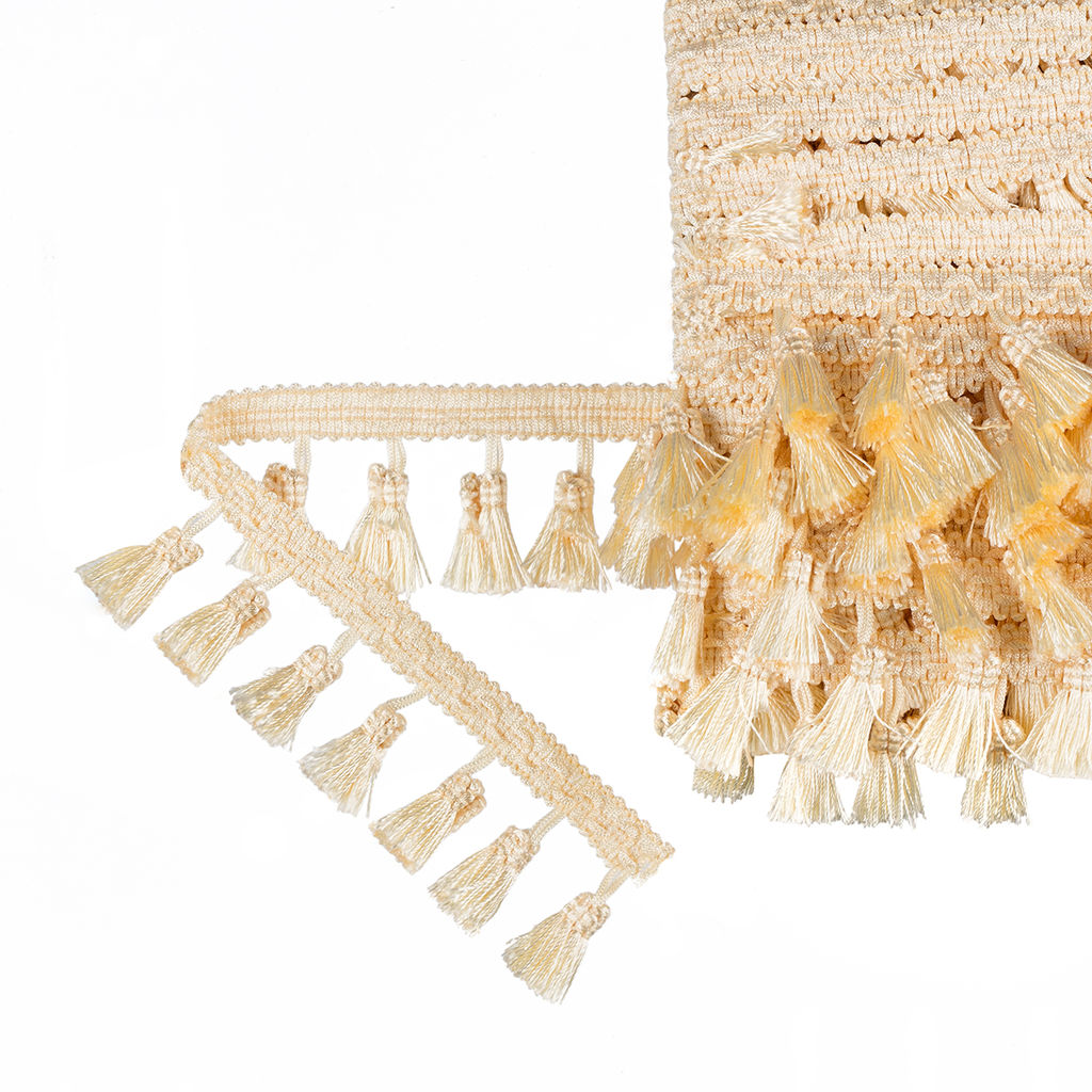 Бахрома Gamma 45 мм с кисточками 444 10 м  0.5 м