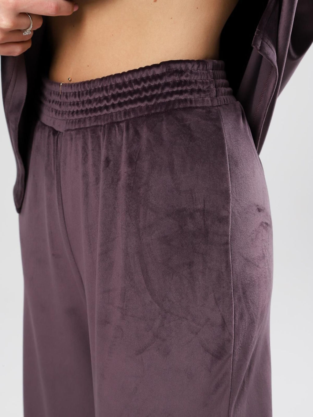 IV-CAPRIZ Чарлот - костюм из стрейч велюра фото 26