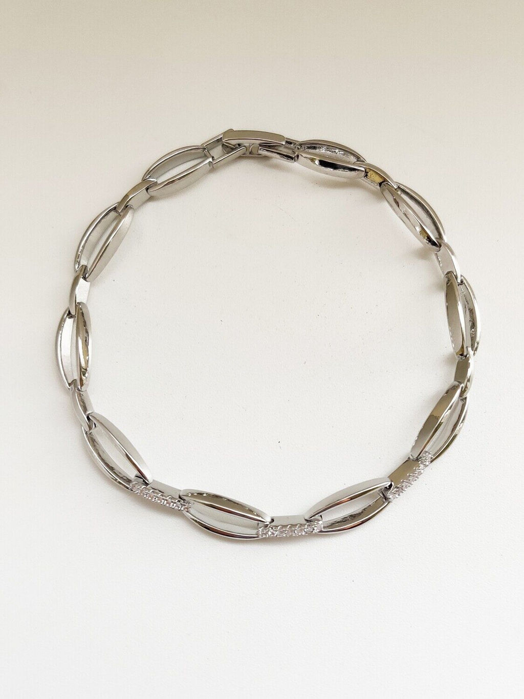 Браслет с цирконами