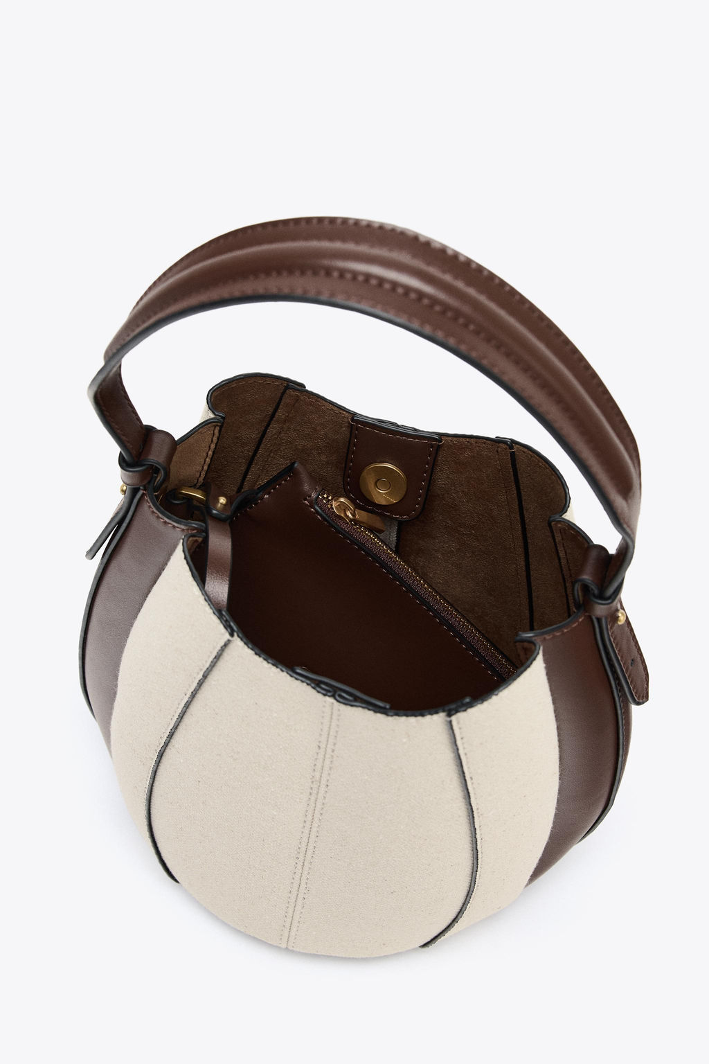 TOPSTITCH BUCKET BAG - Zara фото 5