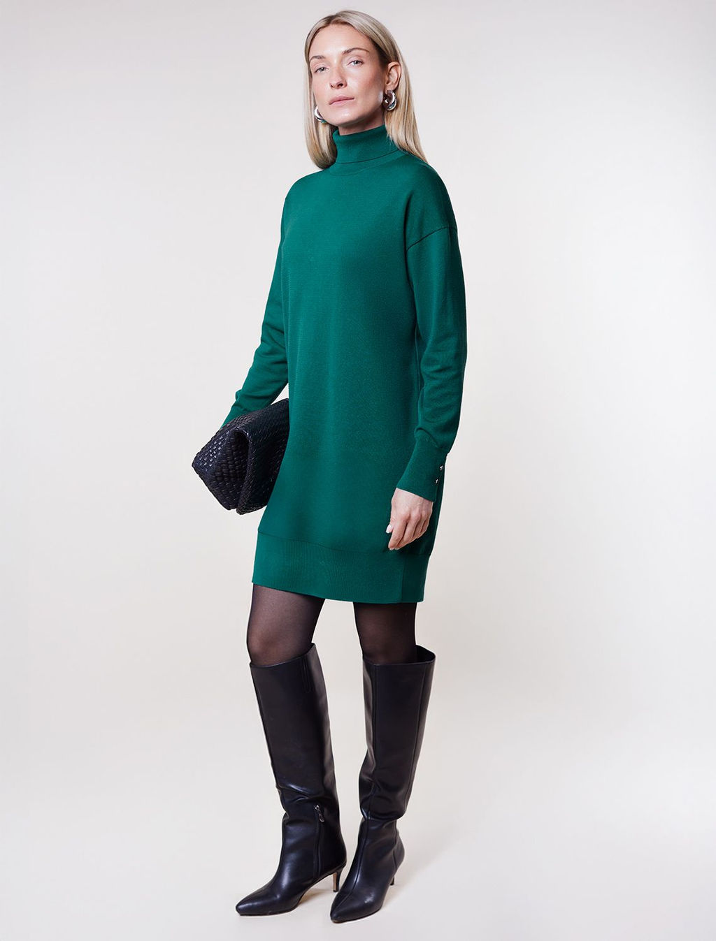 D32.108 Платье вязаное женское зеленый