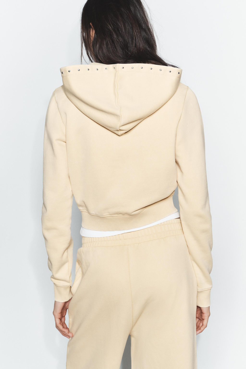HOODIE WITH STUDS - Zara фото 9
