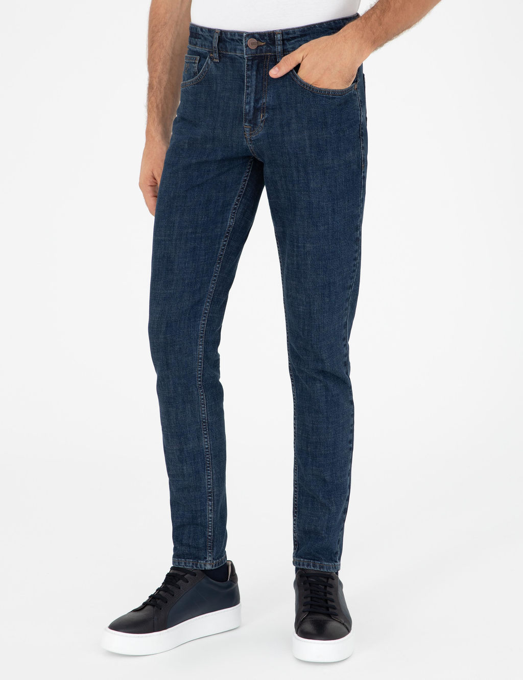 Джинсовые брюки узкого кроя темно-синего цвета - Cacharel фото 2