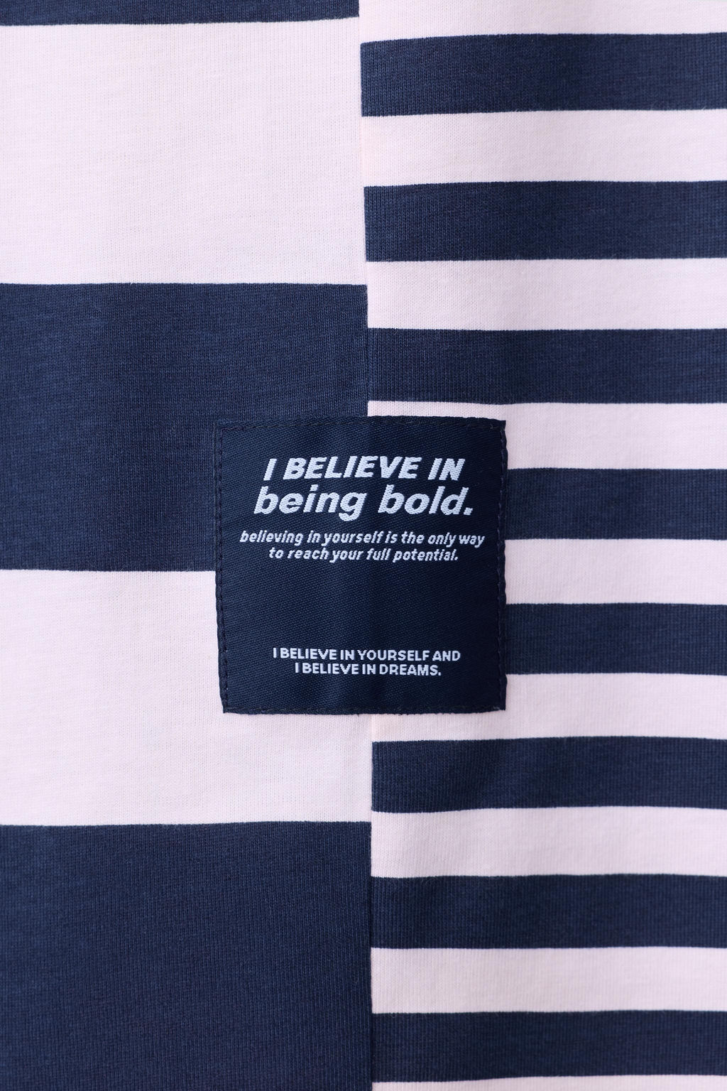 CAMISETA RAYAS TEXTO / Marino / Blanco - Zara фото 4