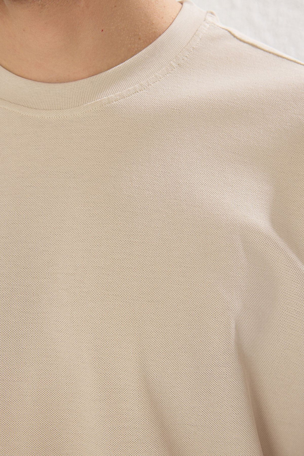 TRENDYOL MAN Kahverengi Oversize/Genis Kesim Dokulu Basic %100 Pamuklu Tok Kumas T-shirt TMNSS25TS00058 - Trendyolmilla фото 6