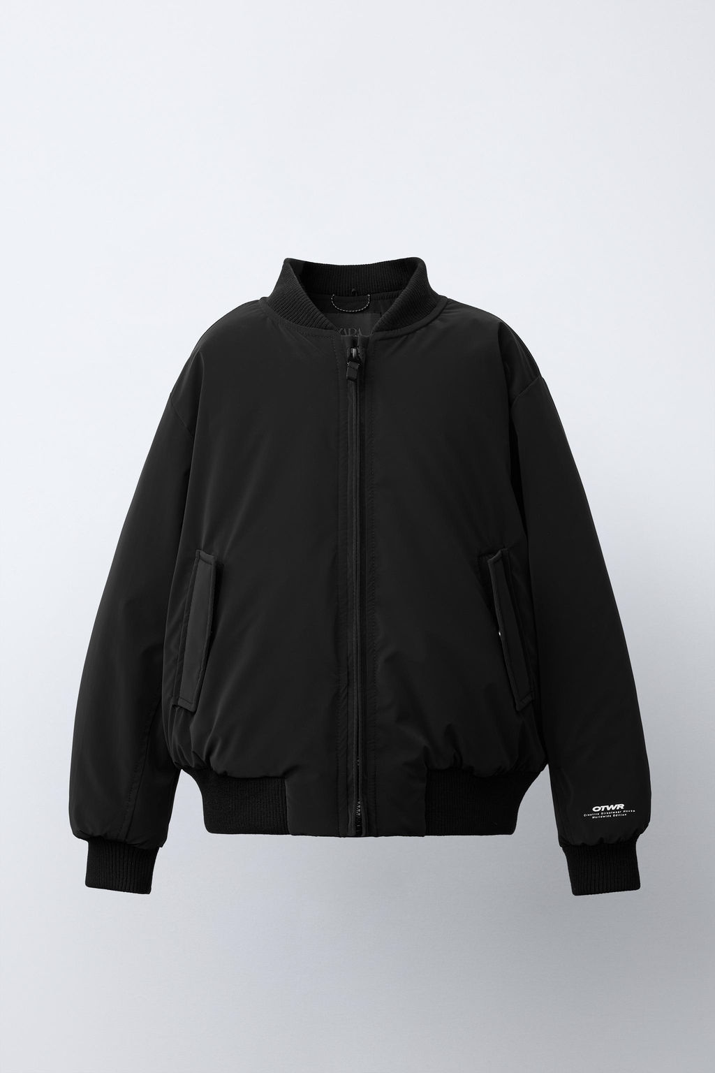 CAZADORA BOMBER ENGOMADA CAPUCHA FELPA DESMONTABLE / Negro - Zara фото 2