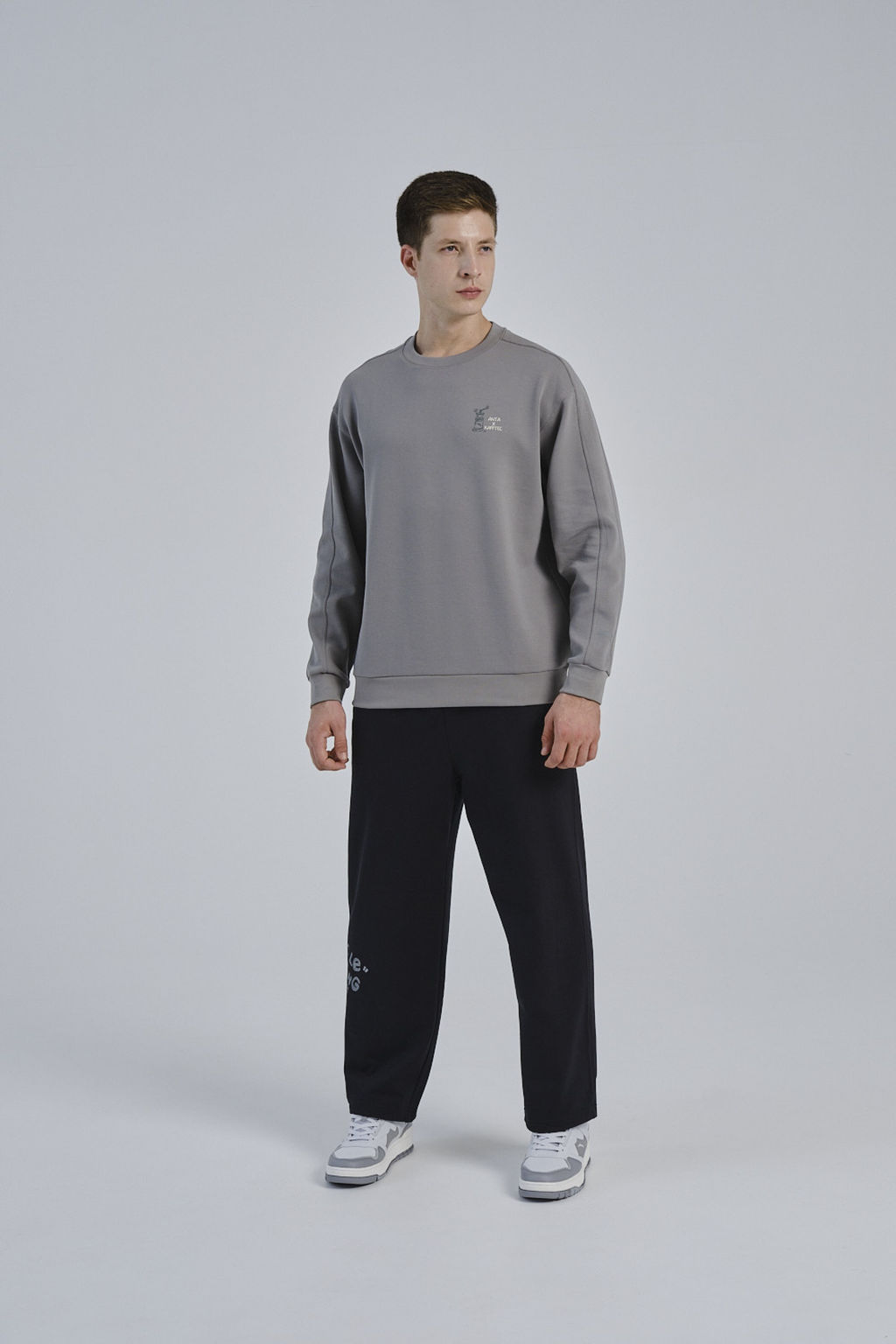 Свитшот Серо-зеленый COMMUTE Sweatshirt - Anta фото 2