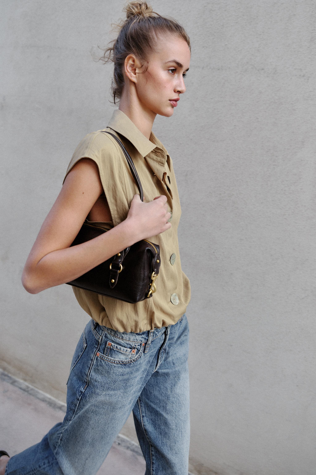 TOP CUELLO CAMISERO / Camel medio - Zara фото 5