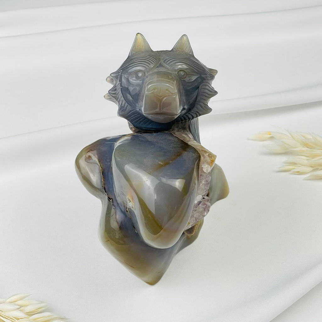 Волк резной из камня Агат серый с жеодой - Радуга самоцветов фото 4