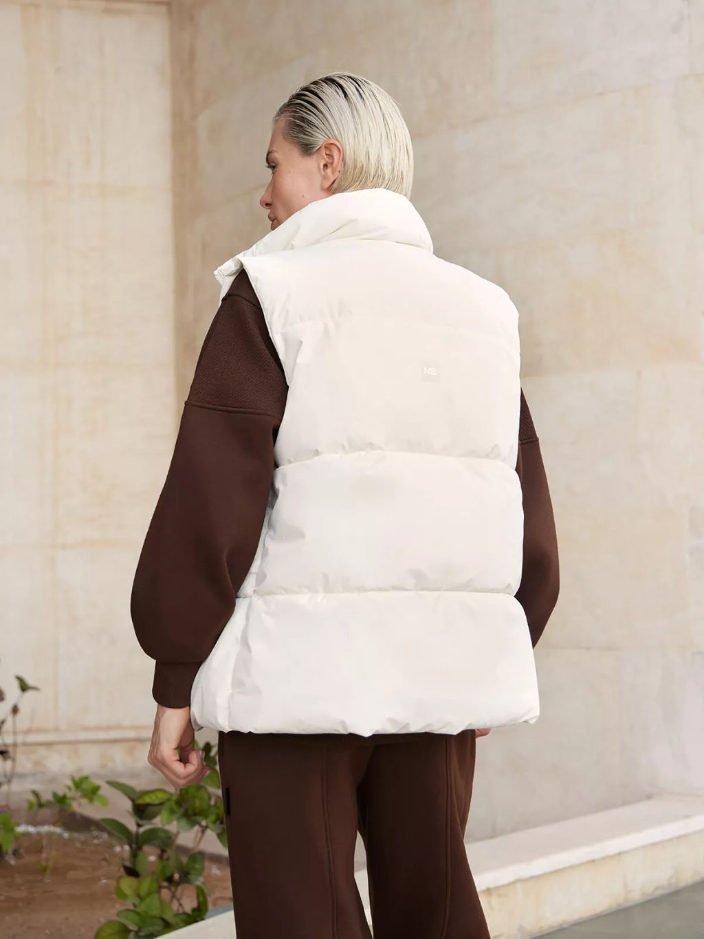 Утепленая жилетка оверсайз - NEVERLATE фото 2